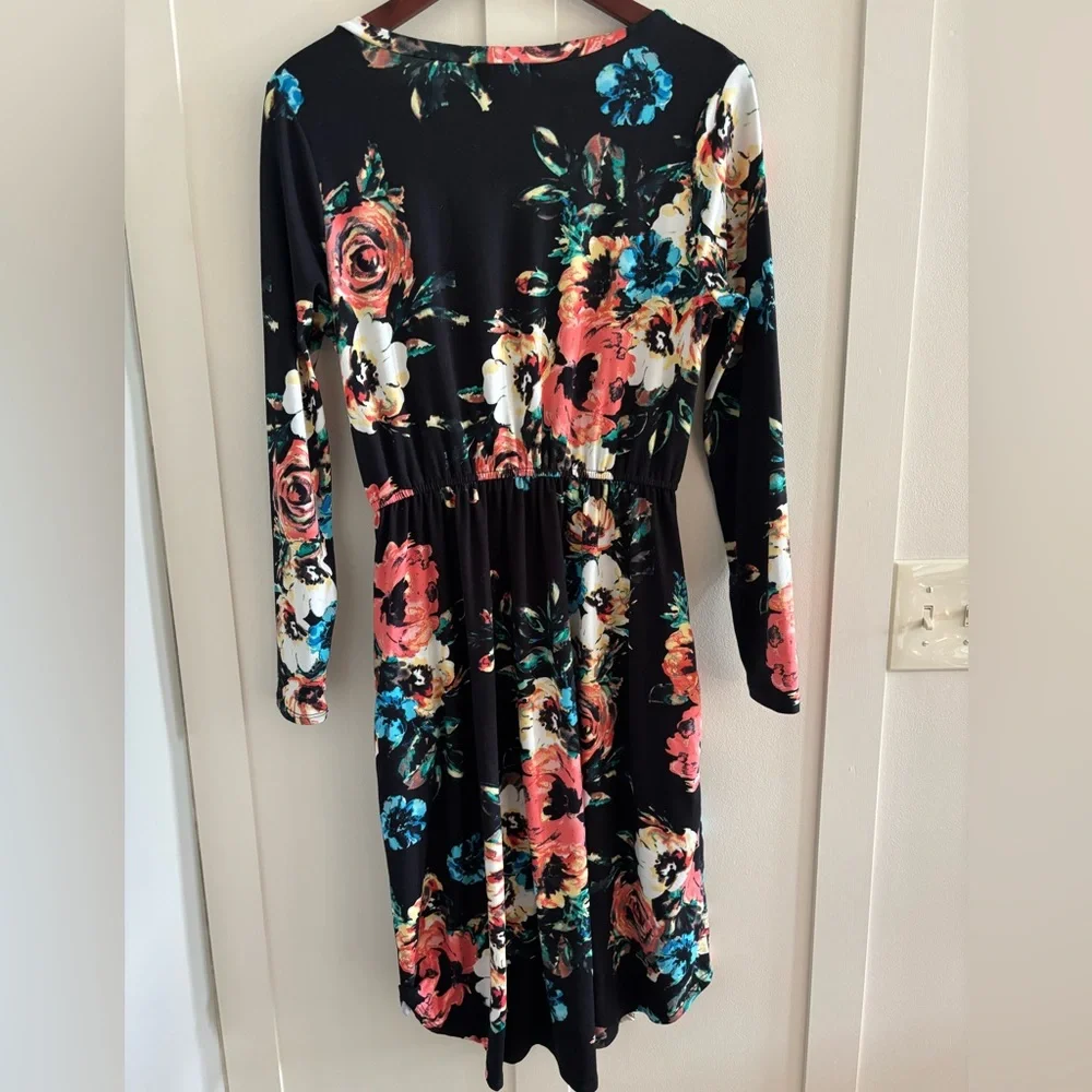 Reborn J Long Sleeve Floral Dress